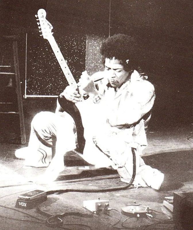 Cover image for History of Effects Pedals