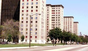 A row of high rise buildings called the Robert Taylor Homes, May 1999, approximately 8 years prior to demolition.