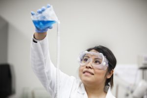 Image of a student at IU Northwest working in a chemistry lab.