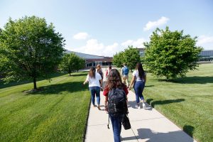 IU Columbus students walking to class.