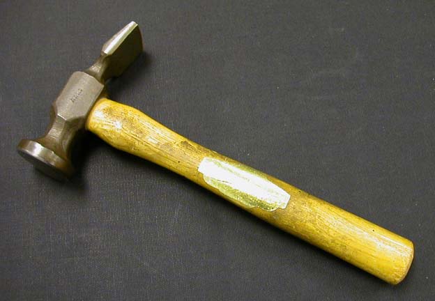 Backing hammer