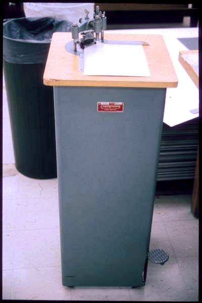 Table-height corner rounder