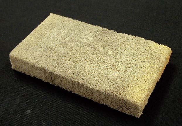 Dry cleaning sponge