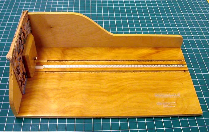 Measuring the thickness of a book in the Measurephase