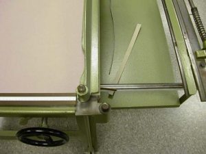 Spine stiffener cut